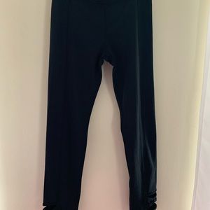 YELETE Bow-Bottom Leggings